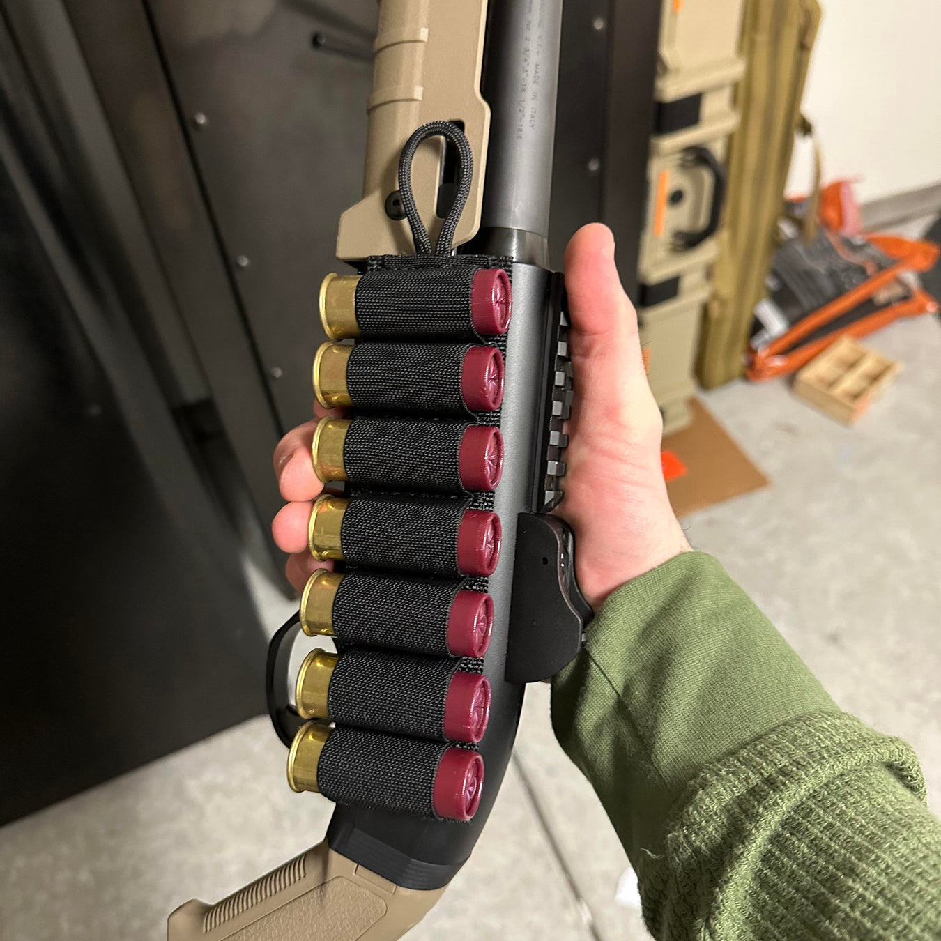 6-round esstac shotgun card mounted on firearm