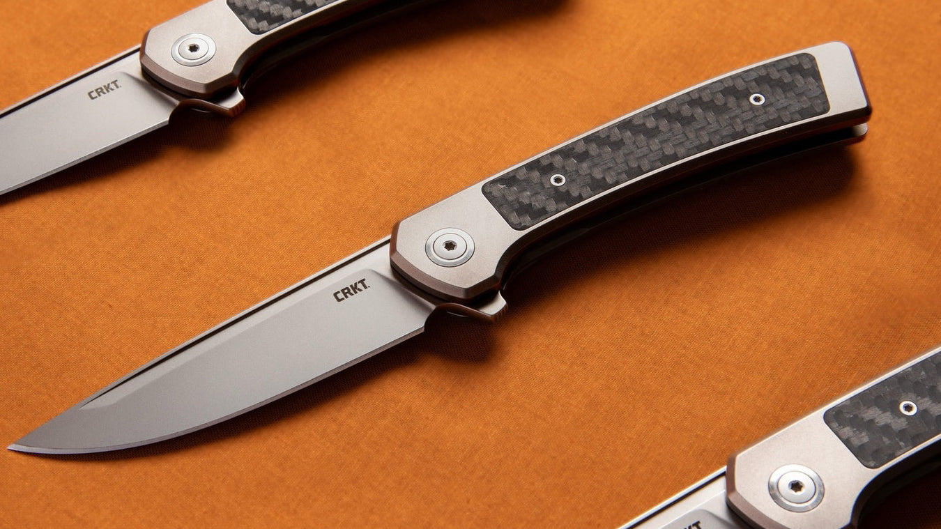 pocket-knives-on-orange-mat