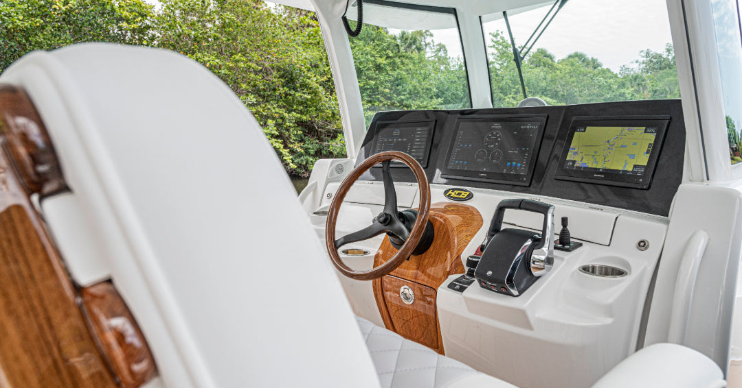Garmin GPSMAP 8612 | Marine Chartplotter & GPS | Garmin Navionics+