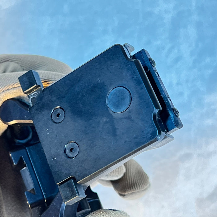 Wilcox G29 | Breakaway Mount/Magnet