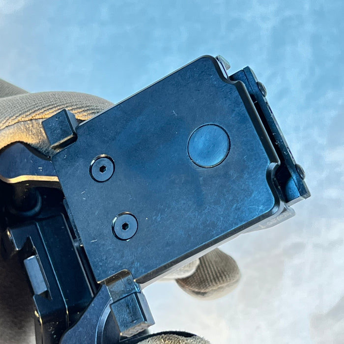 Wilcox G29 | Breakaway Mount/Magnet