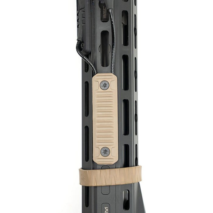 cable-routed-u-shaped-at-end-fde-long-m-lok-cable-management-cover