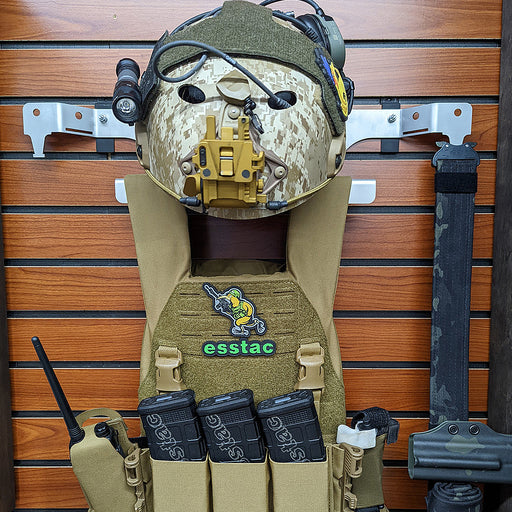 esstac wall mount pc rack with plate carrier helmet