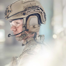 Galvion Caiman Helmet - Stops .44 MAG at 1.47 lbs - SOF-Designed ...
