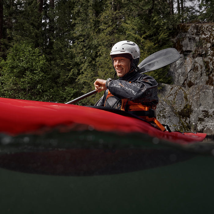 garmin-fenix-8-pro-is-perfect-for-white-water-kayaking