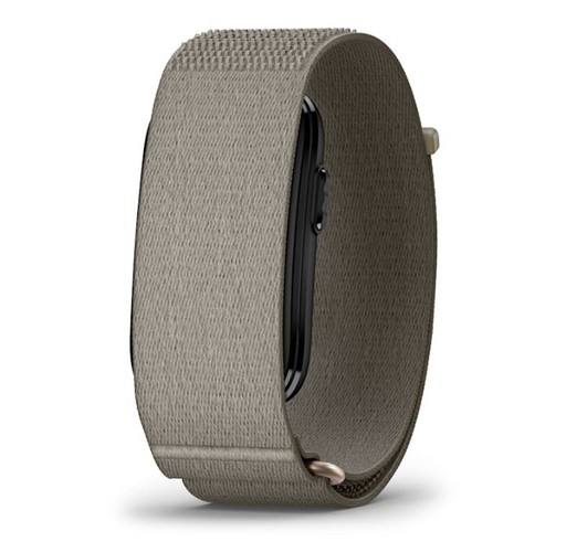the garmin cirqa smart band on a front view of the screenless band and in the variant french gray