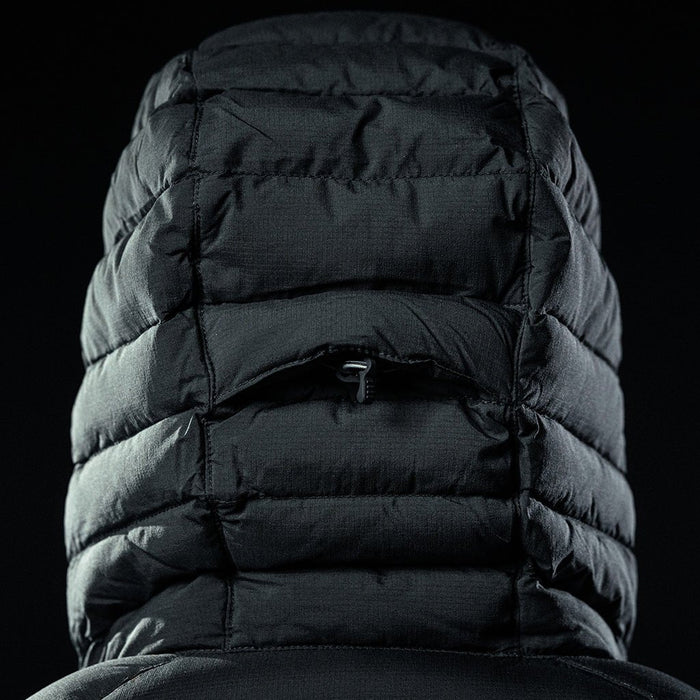 hood-cinch-of-black-eberlestock-mccall-hooded-down-jacket