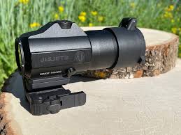 Side view of the Juliet3 magnifier
